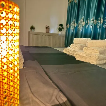 La Casa Nostra 3*