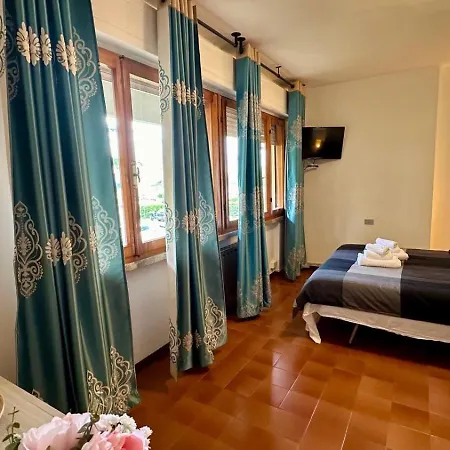 La Casa Nostra Bed & Breakfast *